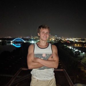 Meet your Posher, Ivan